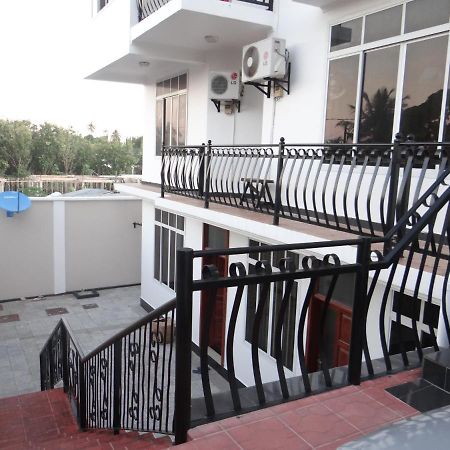 Sami Bnb - Apt 01 Makongo After Mlimani City Daressalam Exterior foto