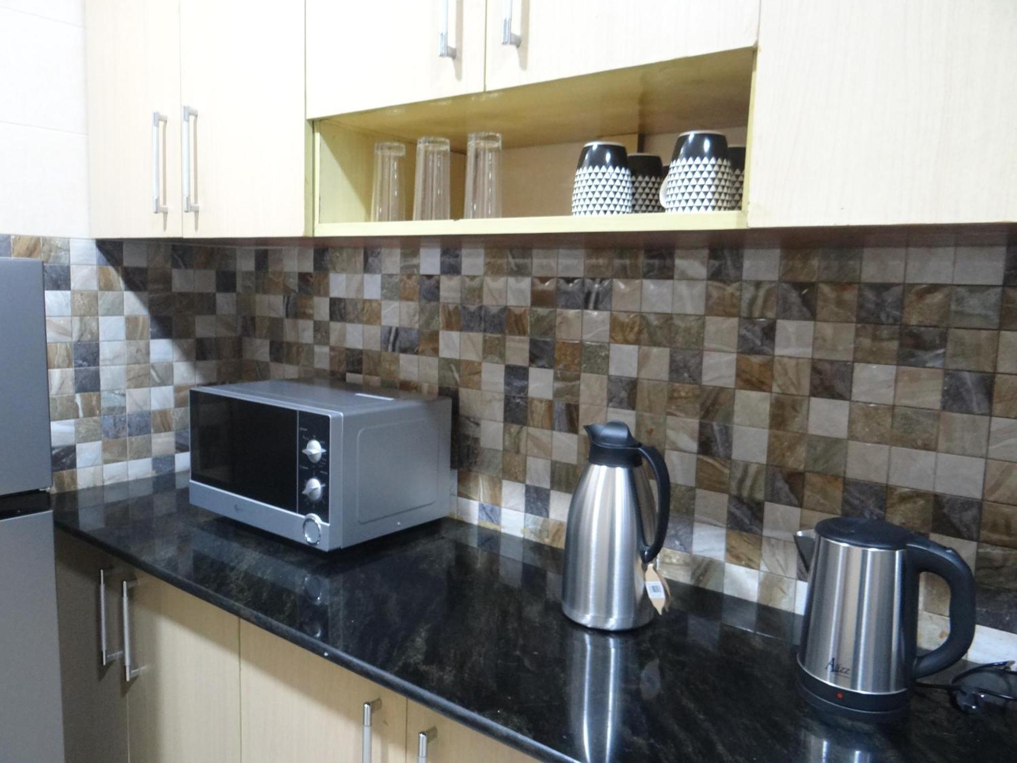 Sami Bnb - Apt 01 Makongo After Mlimani City Daressalam Exterior foto